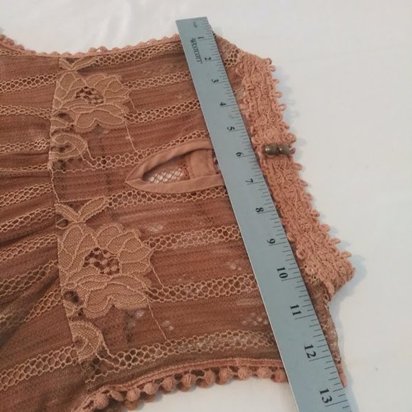 Taylor & Sage women's size M brown floral top - Picture 9 of 14